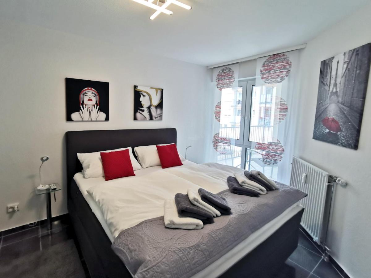 Komfortable 2-Zimmer-Ferienwohnung Am Kurpark 巴特克罗伊茨纳赫 外观 照片