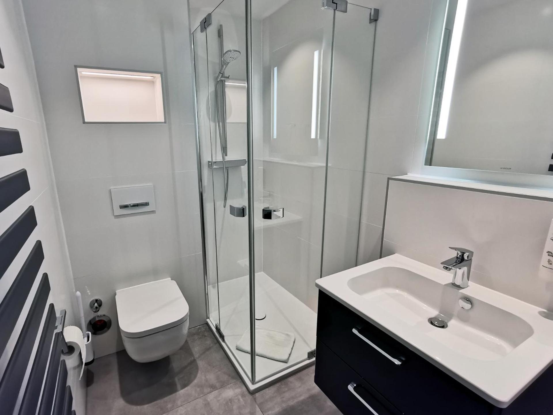 Komfortable 2-Zimmer-Ferienwohnung Am Kurpark 巴特克罗伊茨纳赫 外观 照片