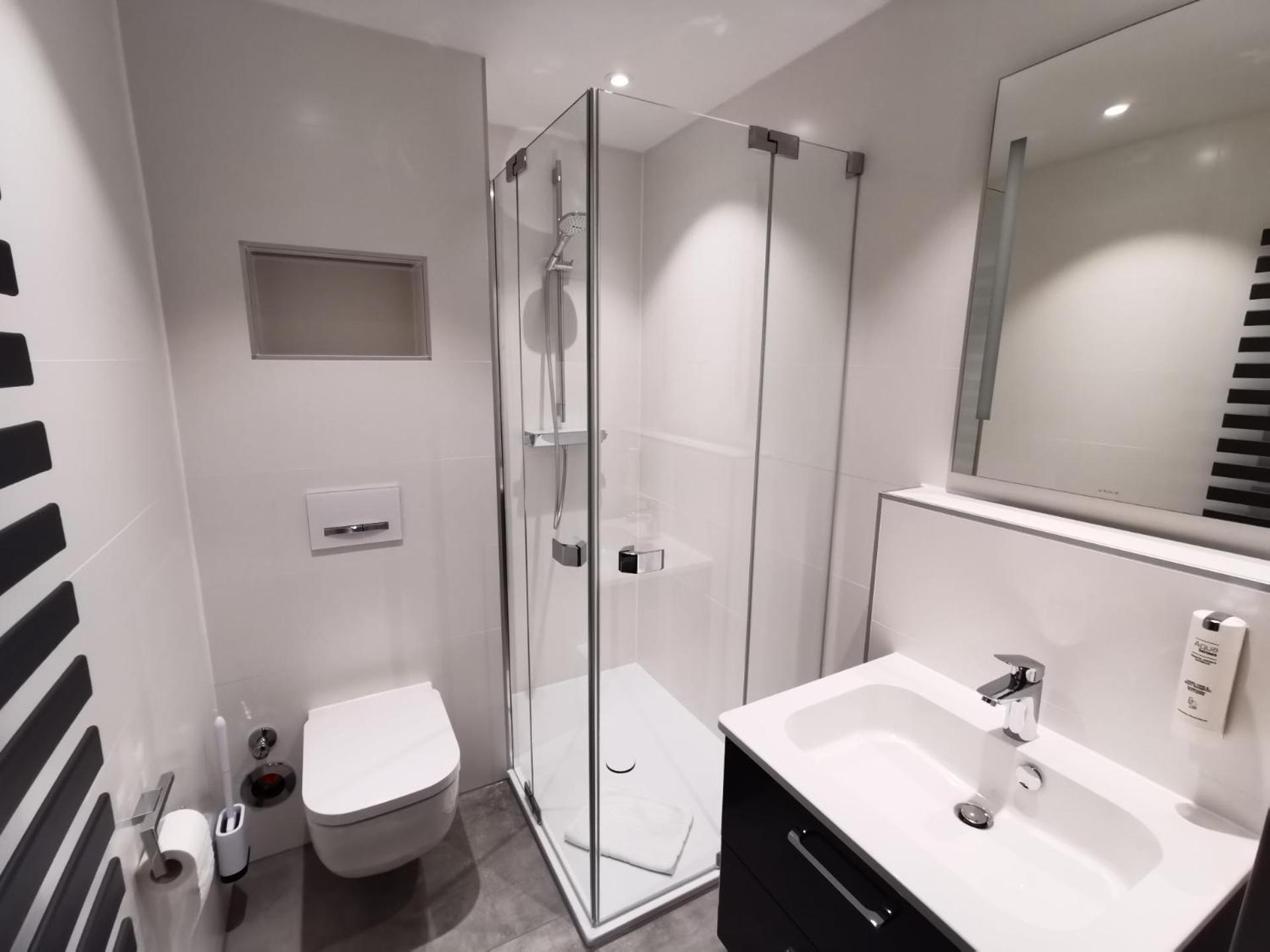 Komfortable 2-Zimmer-Ferienwohnung Am Kurpark 巴特克罗伊茨纳赫 外观 照片